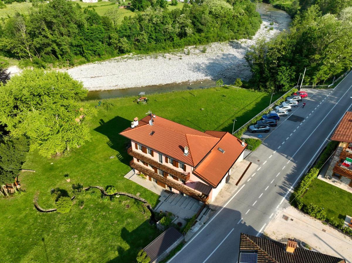 Pikes Villa Pulfero Ngoại thất bức ảnh